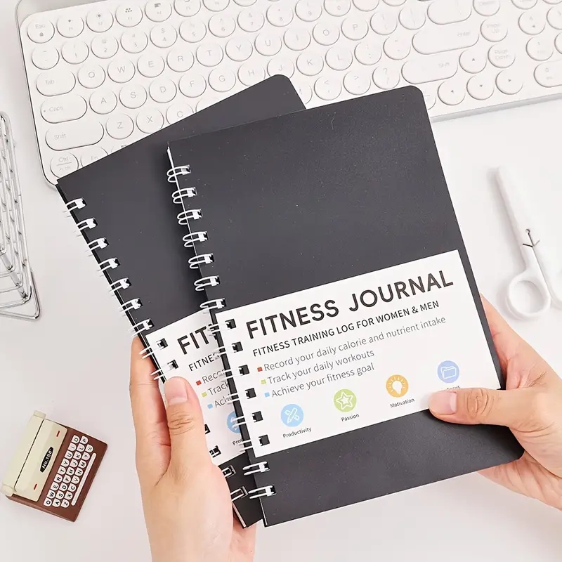 Fitness Nutrition Journal - フィットネスジャーナルノートブック 毎日の運動と栄養計画 32枚入り スパイラルノートブック ライティングパッド オフィス・学校用品